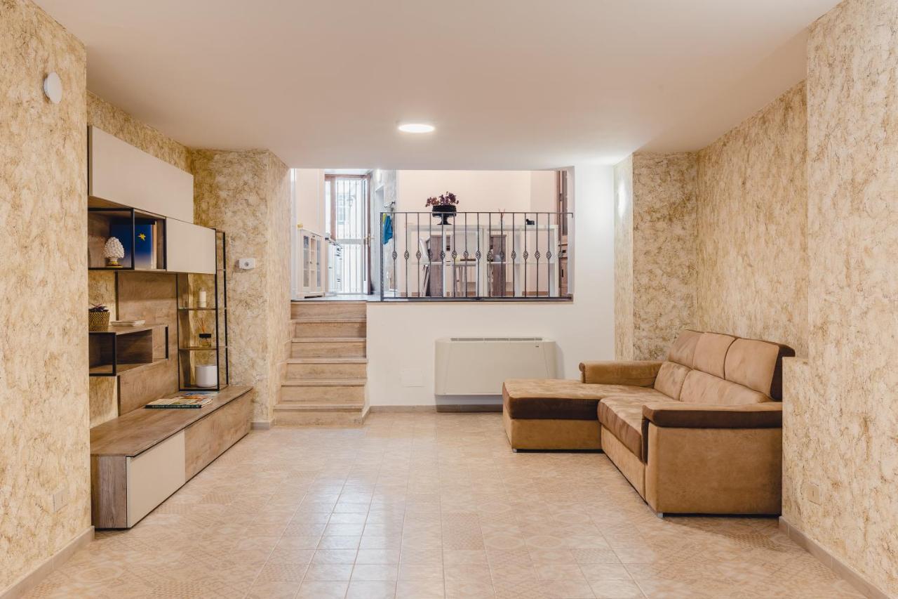 Convivo Apartment Palazzo Galateo Lecce Exterior foto