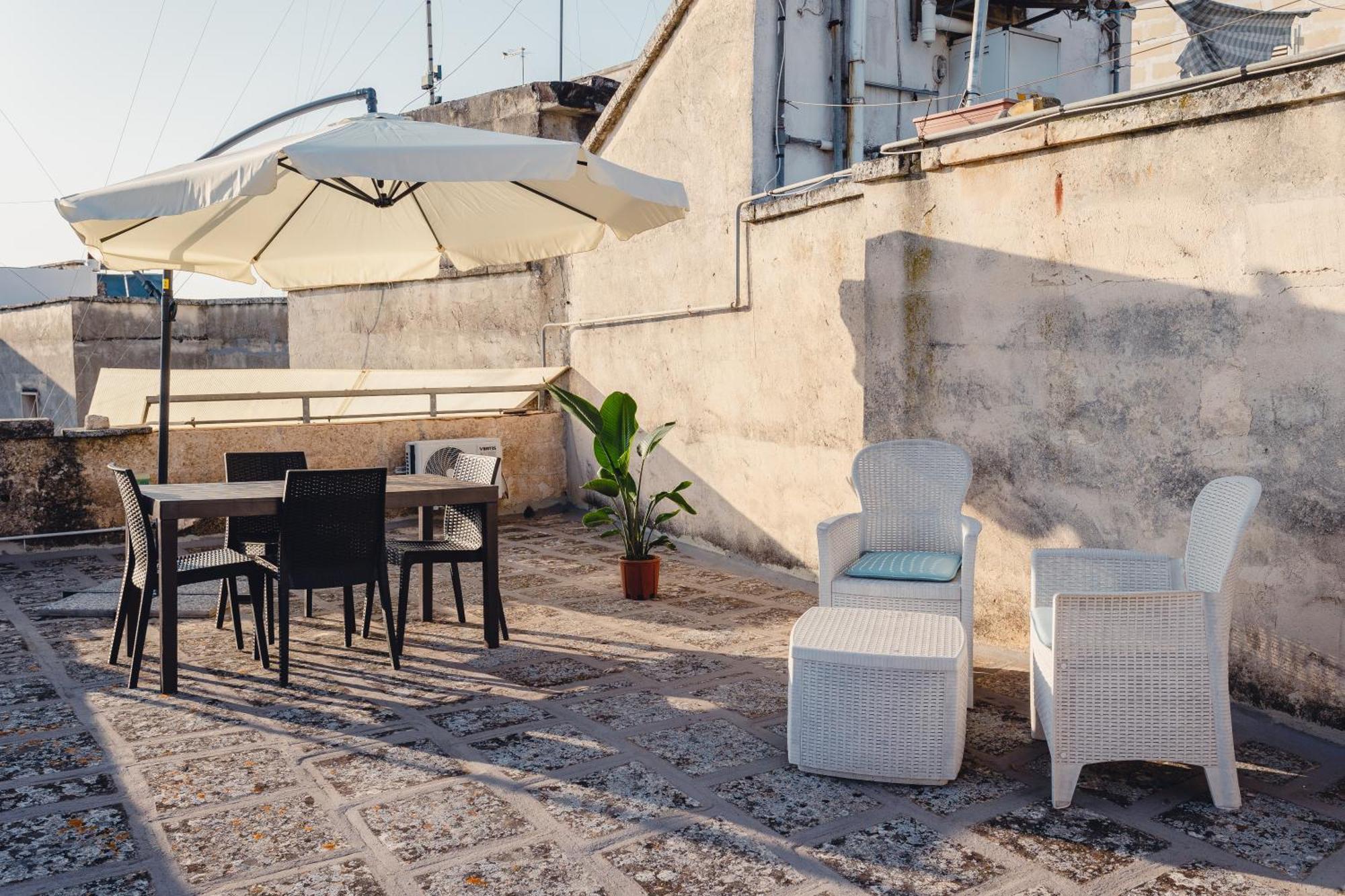 Convivo Apartment Palazzo Galateo - Private Rooftop Terrace Lecce Exterior foto